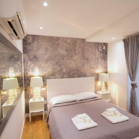 רומא Apartment Via Del Corso מראה חיצוני תמונה