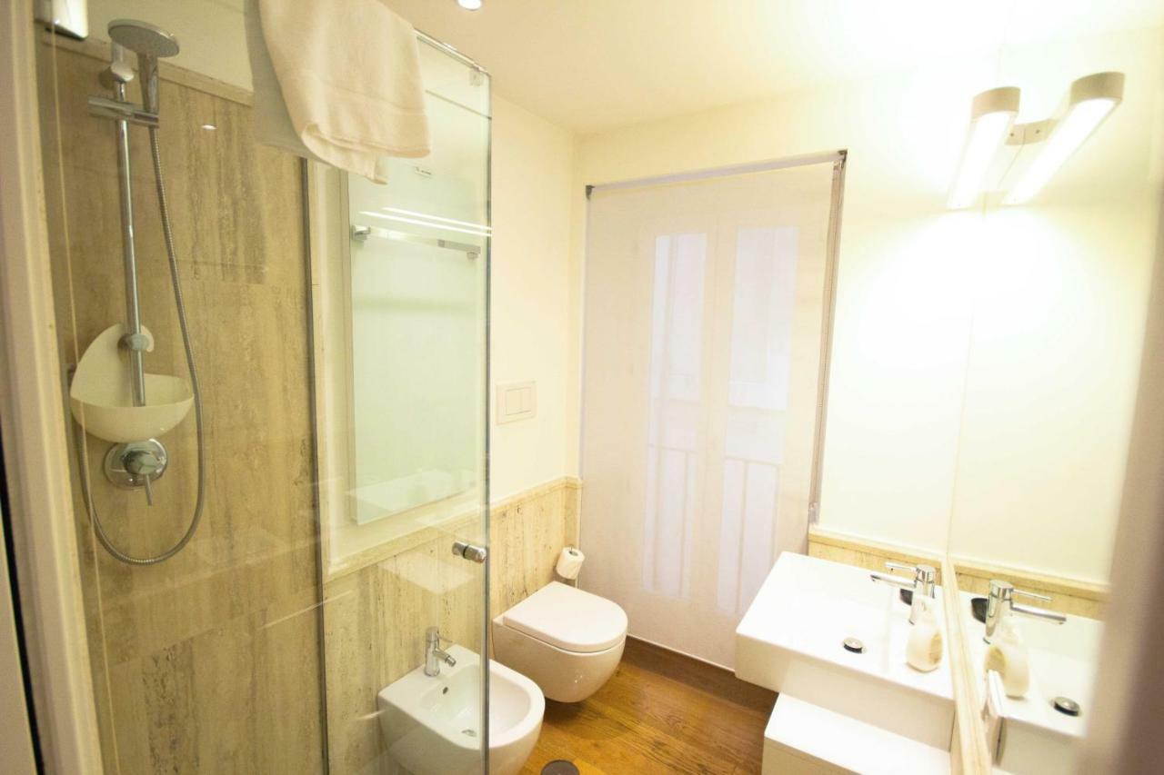 רומא Apartment Via Del Corso מראה חיצוני תמונה