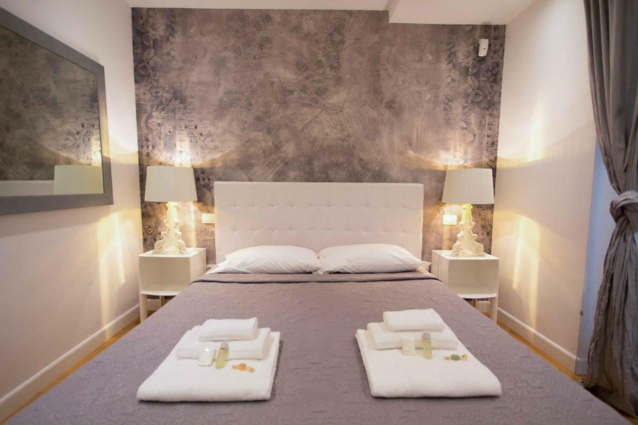 רומא Apartment Via Del Corso מראה חיצוני תמונה